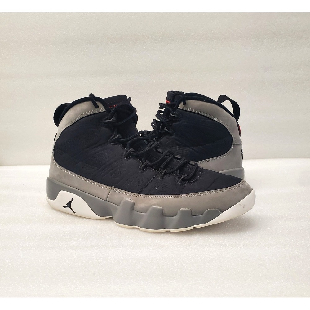 Jordan 9 Retro Particle Grey 2022 Men's Size 11.5 PREOWNED CT8019-060